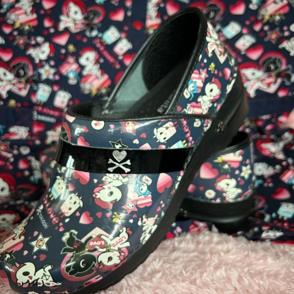 tokidoki by Koi Scrub Top in Size Medium - Picture 4 of 6